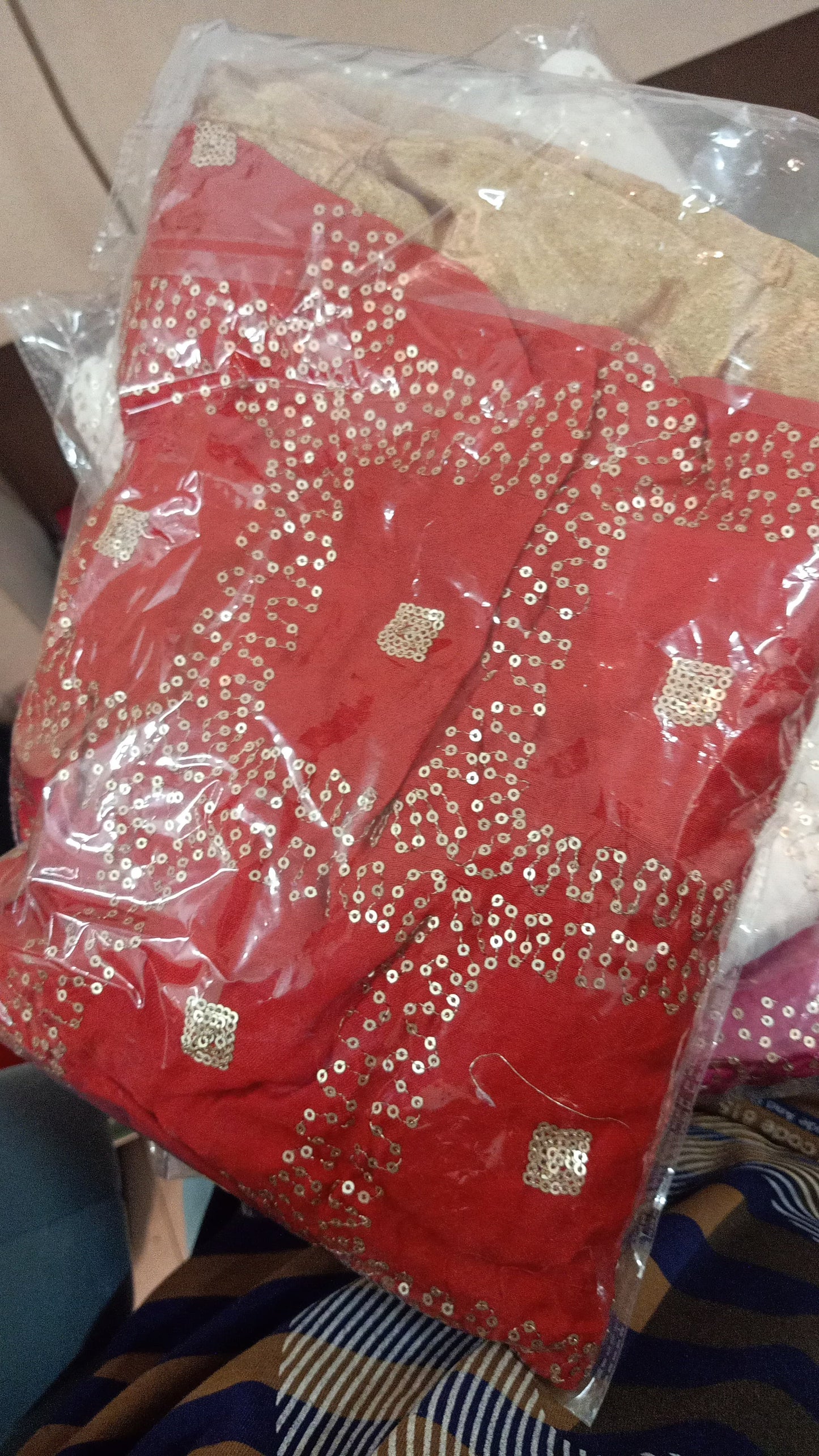 Red Dupatta